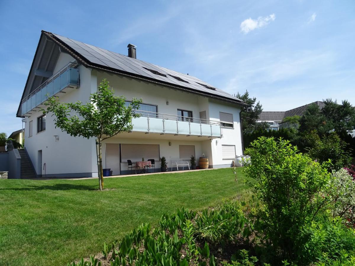 Turm Im Blick Apartman Dietingen Kültér fotó